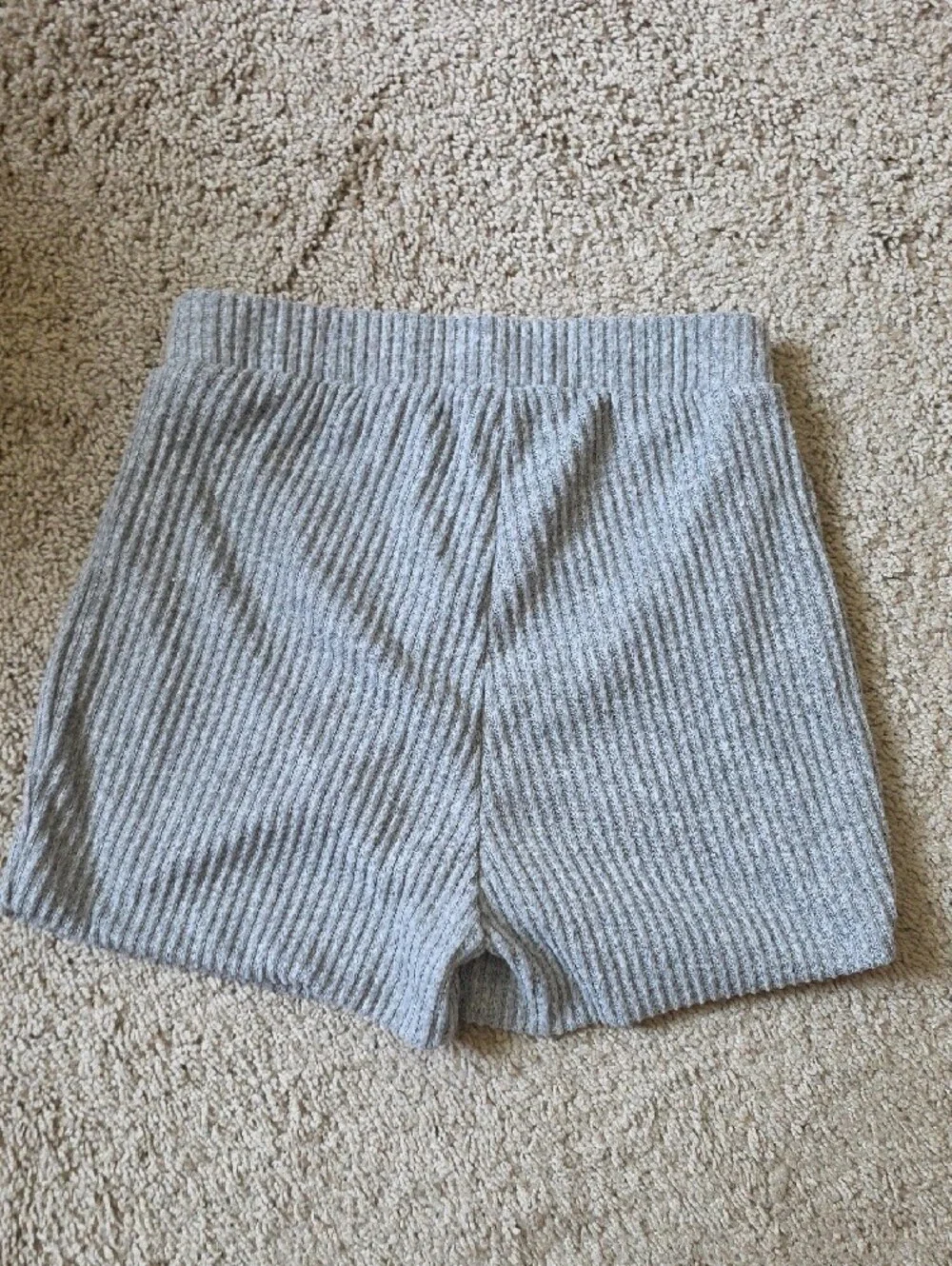 Brushed Ribbed High-Waist Knit Shorts in Light Gray